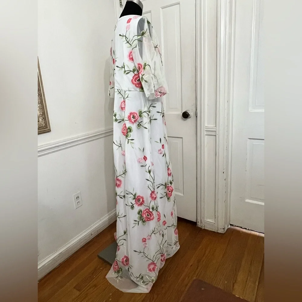 Kiyonna Floral V-Neck Wedding Dress - Picture 5 of 16